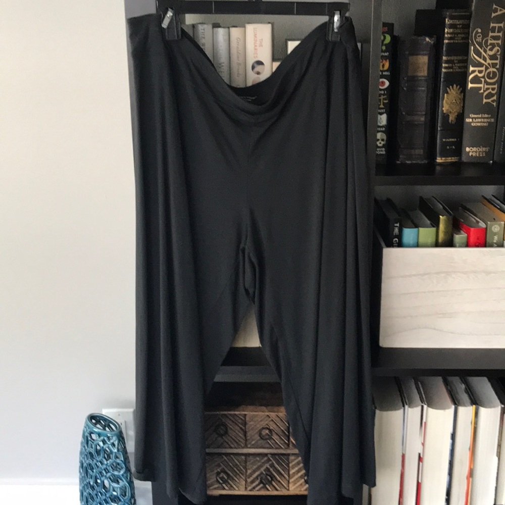 Eileen Fisher pull on ankle crop pants